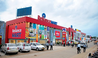 Reliance Hypermart : Getting bigger & better