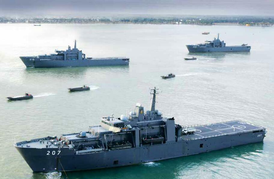 TUGU IRENG ENDURANCE CLASS LPD REPUBLIC OF SINGAPORE NAVY