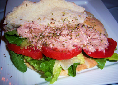 Ah the sauce is cooking.