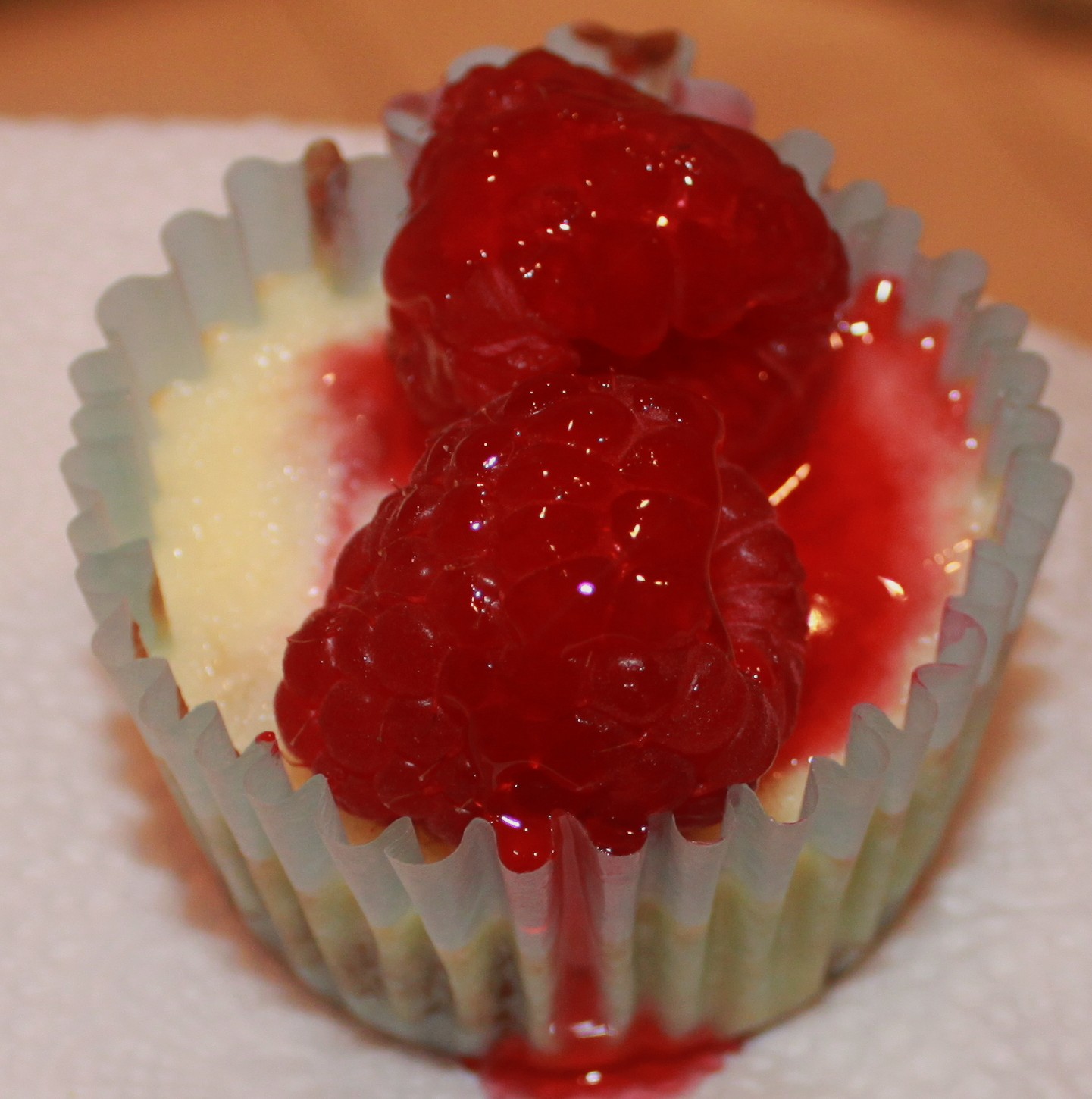 Amaretto Cheesecake Cupcakes with Fresh Fruits What's Cookin' Italian