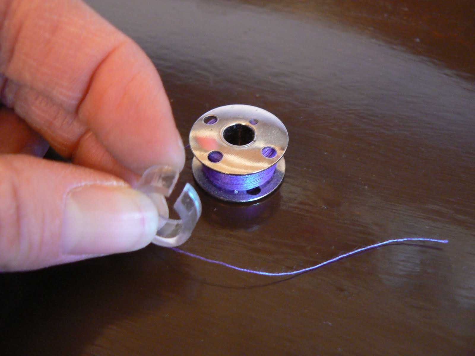 The Creative Homemaker Sewing {Thread} Holder