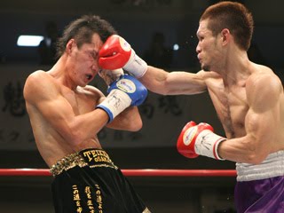 三垣V2 不敗高瀬を中盤ストップ OPBFライト級戦 – Boxing News
