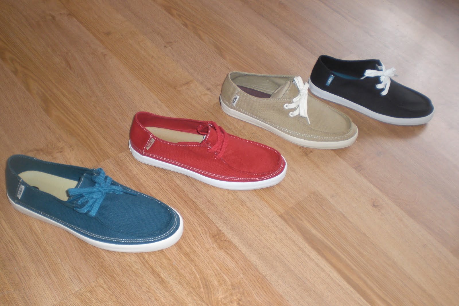 FLAT SPOT SKATE SHOP VANS RATA SURF SHOES ARE BACK
