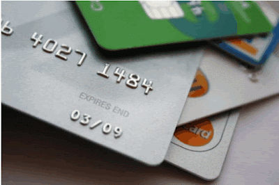 Чем отличаются дебетовые и кредитные карты?