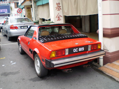 Fiat X1/9 in Kuching