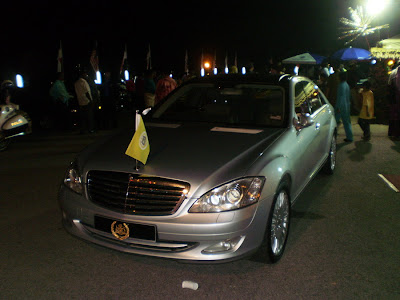 Golden Plate Mercedes S500 