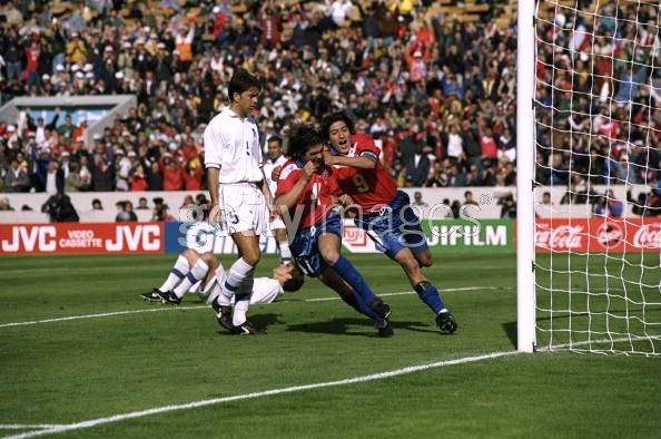 Em 1998, Chile chegou à Copa com 'a melhor dupla de ataque' do