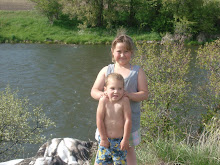 I TOOK THE KIDS DOWN TO THE RIVER TO HANG OUT AND CATCH BUGS..