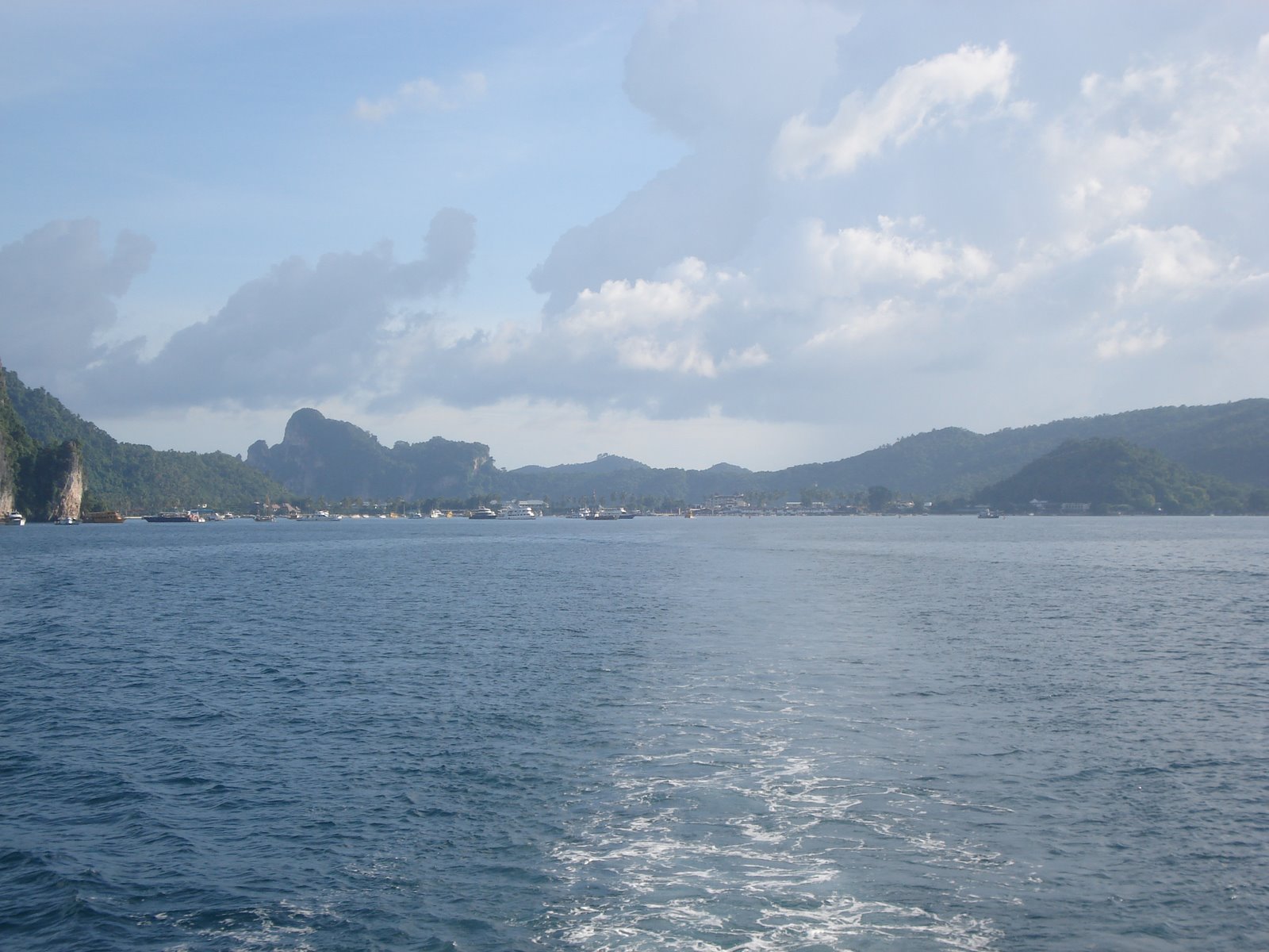 [DSC03065.JPG]