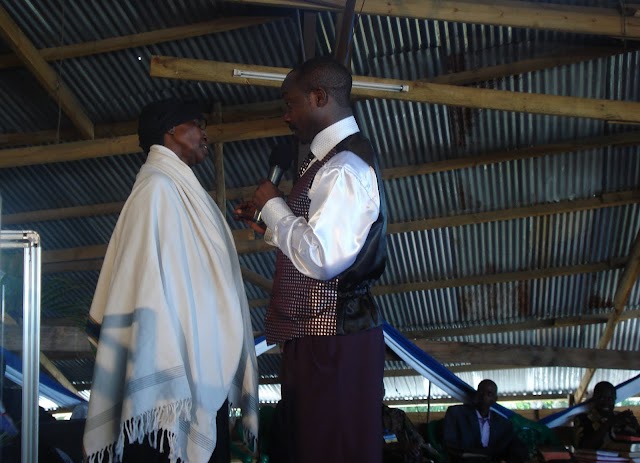Bibi Kizee mchawi atunguliwa na makombora ya Ufufuo na Uzima