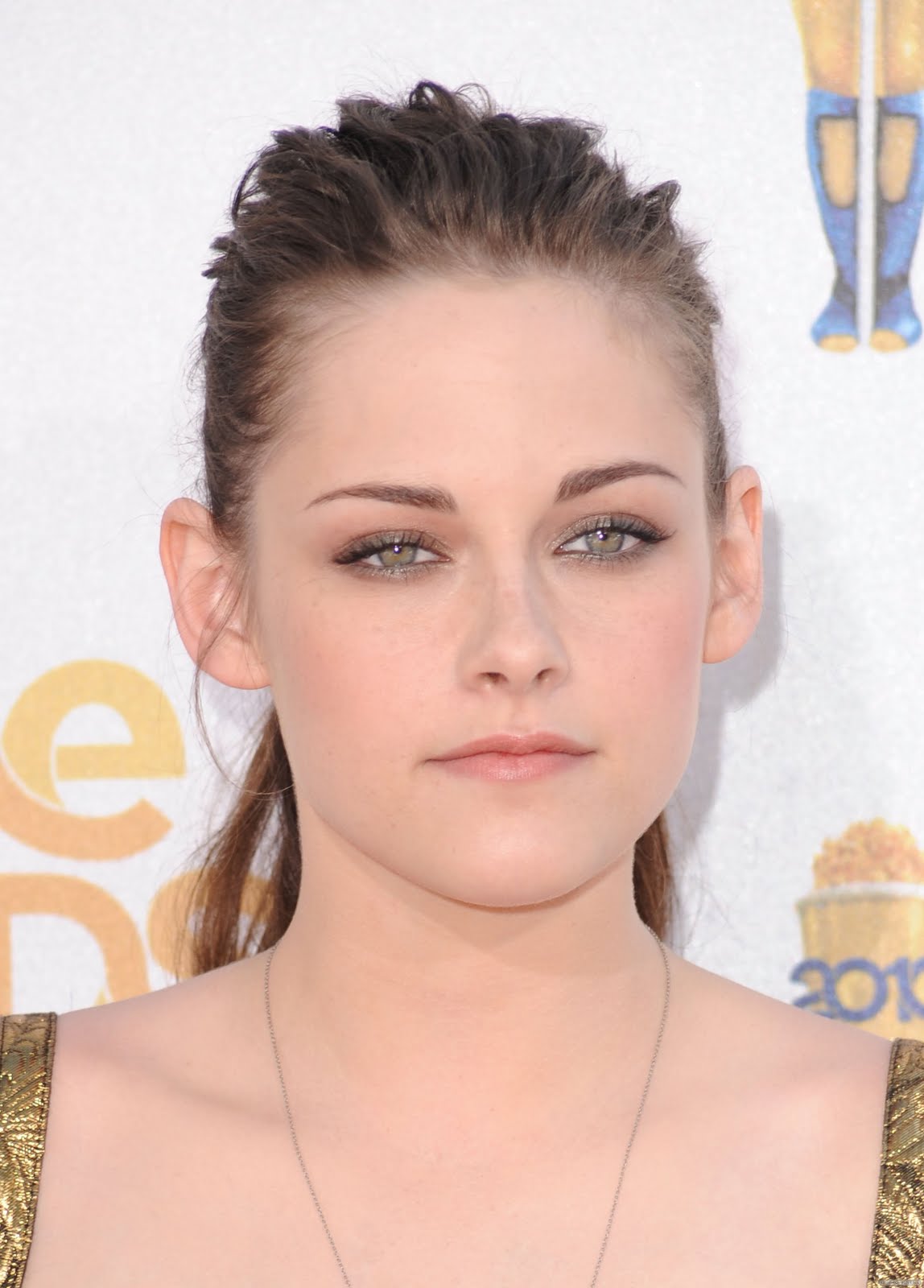 http://2.bp.blogspot.com/_MCy6UZ3NI5M/TGmpc1GTJlI/AAAAAAAAtBU/SNxCyQszrDk/s1600/Kristen_Stewart_2010_MTV_Movie_Awards_002.jpg