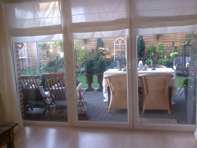 [garten_oktober_2009.jpg]