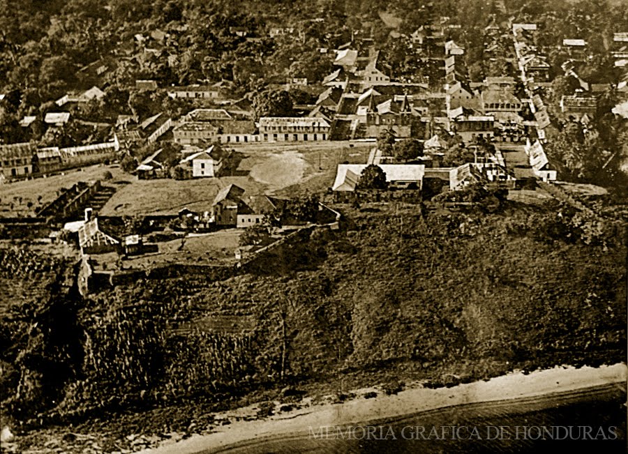 Vista aerea de la fortaleza de Santa Barbara