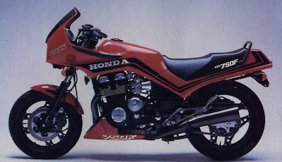 7 Galo: conheça as versões da Honda CBX 750F