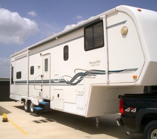 Please buy our RV!