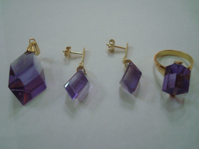 amatista en oro 18 kilates