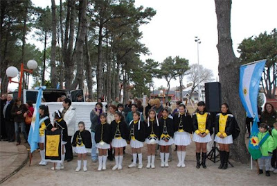 El intendente encabezó acto por el Día de la Bandera 3 dia+bandera+1