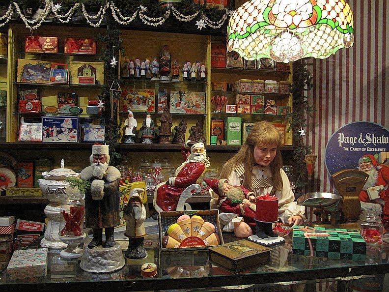 The Mare's Tales - Gypsy Mare Studios: National Christmas Center