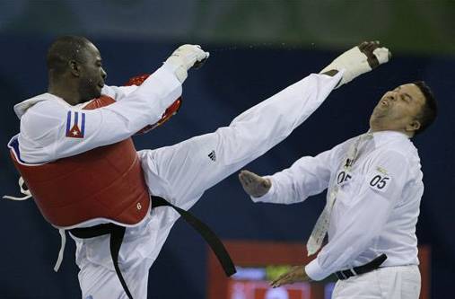 [El+diálogo,+según+el+castrismo.jpg]