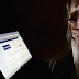 Facebook Hitam Putih..