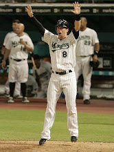 VOTE for fellow Ole Miss Rebel Chris Coghlan to win peoples choice 2009 NL Rookie of the Year