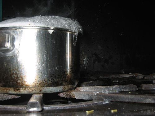 [pot+boiling+over.jpg]