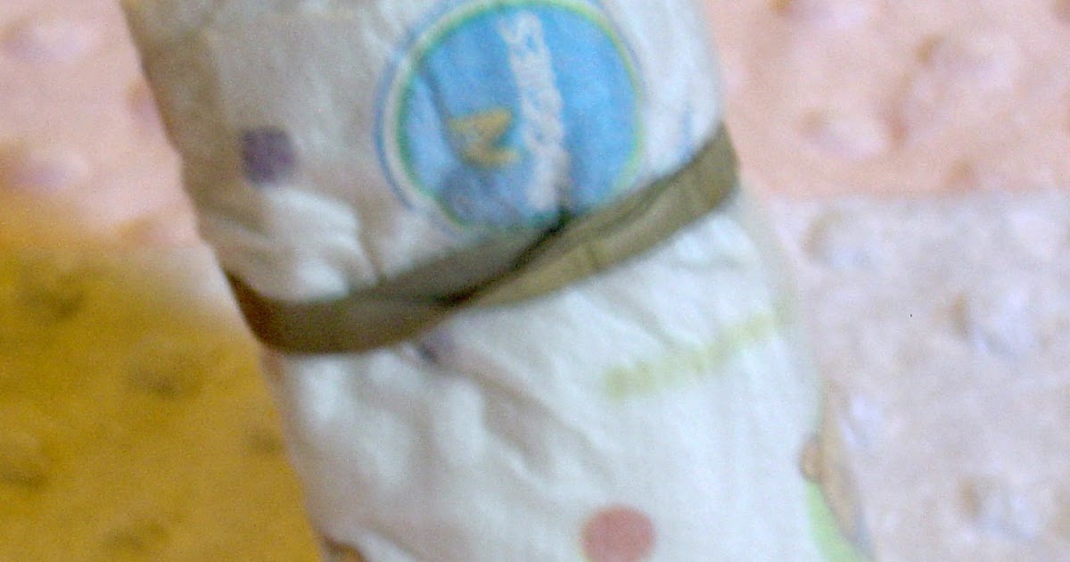 Embracing a Healthy Family How to Make a Huggies Diaper Cake with Glue