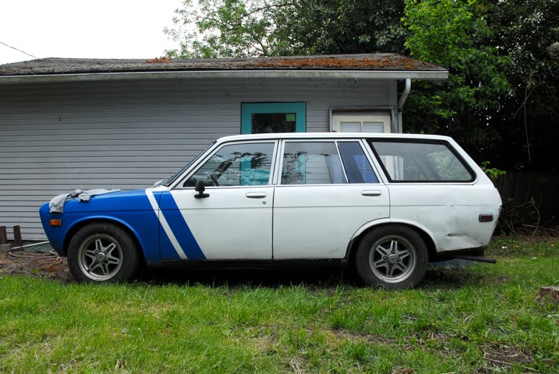 OLD PARKED CARS.: Eugene Datsun Collection, Part 1 of 3 ...