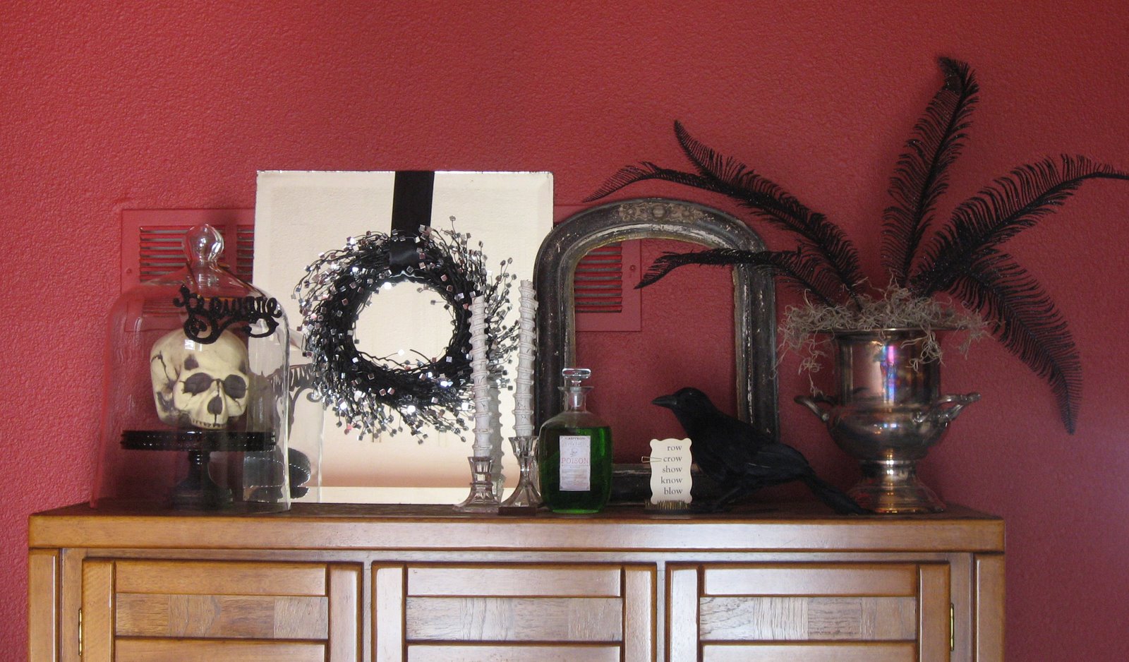 [Halloween+decor_002.JPG]
