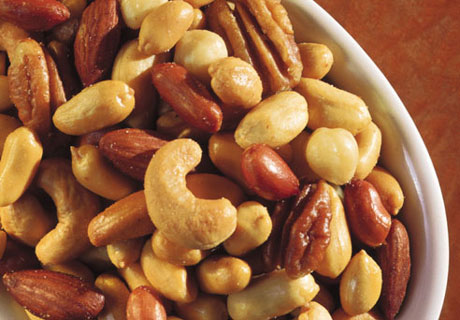 Cerahkan Kulit Dengan Kacang Almond [ www.BlogApaAja.com ]