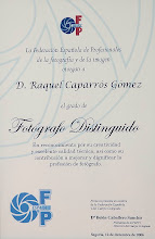 RAQUEL CAPARROS TITULO FOTOGRAFO DISTINGUIDO FEPFI