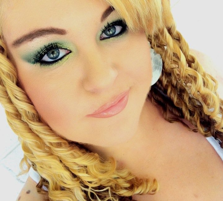 LAUREN DAY MAKEUP Happy Australia Day