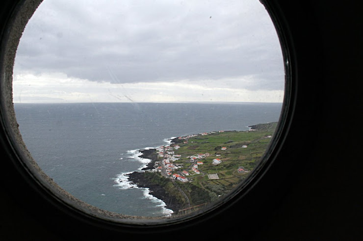 Farol vista sobre Carapacho