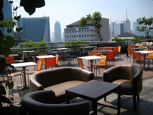 Sky Dining Plaza Rooftop Semanggi (Plaza Semanggi, 10th Floor