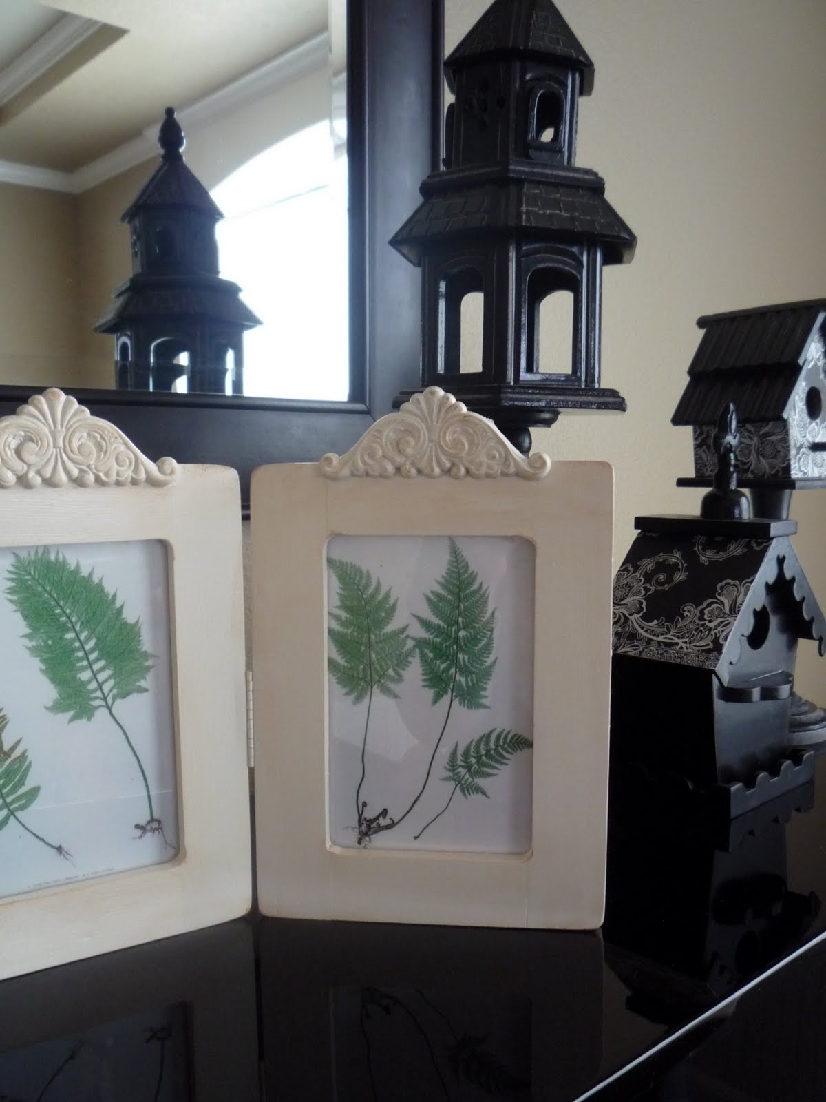 Crafty Sisters Hinged Frames