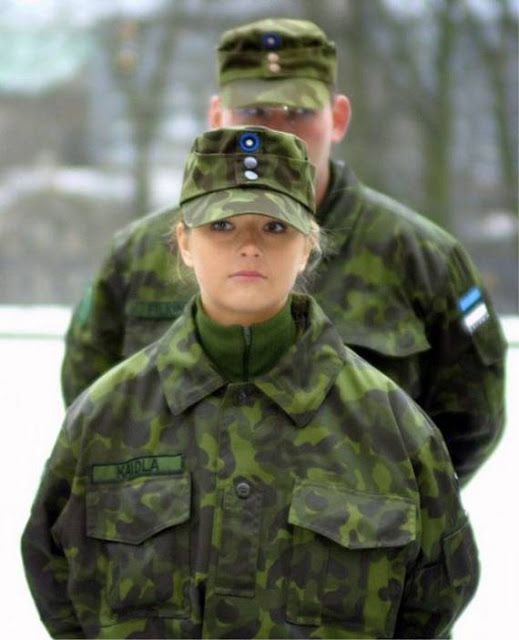 Những nữ cảnh sát dũng cảm xinh đẹp của các nước World%27s+Most+Bravest+Uniformed+Ladies+12