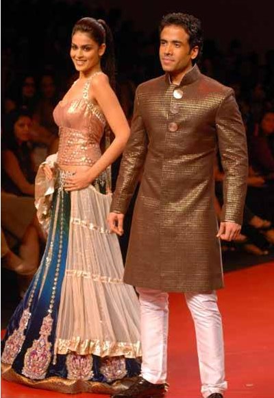 Genelia D'Souza Tusshar Kapoor Manish Malhotra Lakme Fashion Week day 1
