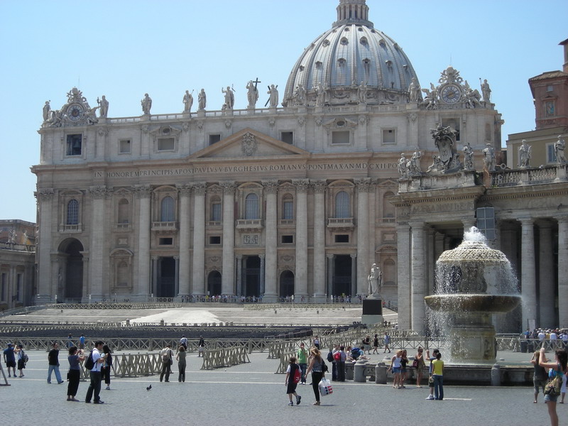 [2007-06-09-Rome-53_resize.JPG]