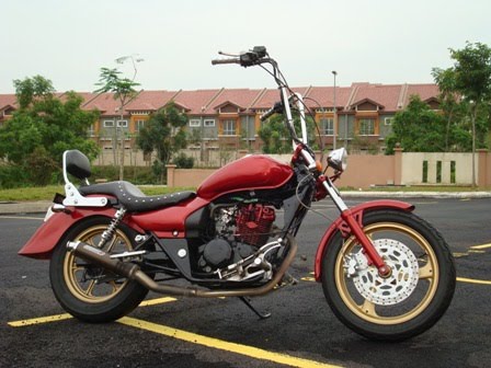 Motor Jaguh