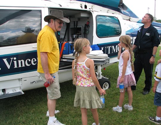 [twins+grampa+medical+helicopter.jpg]
