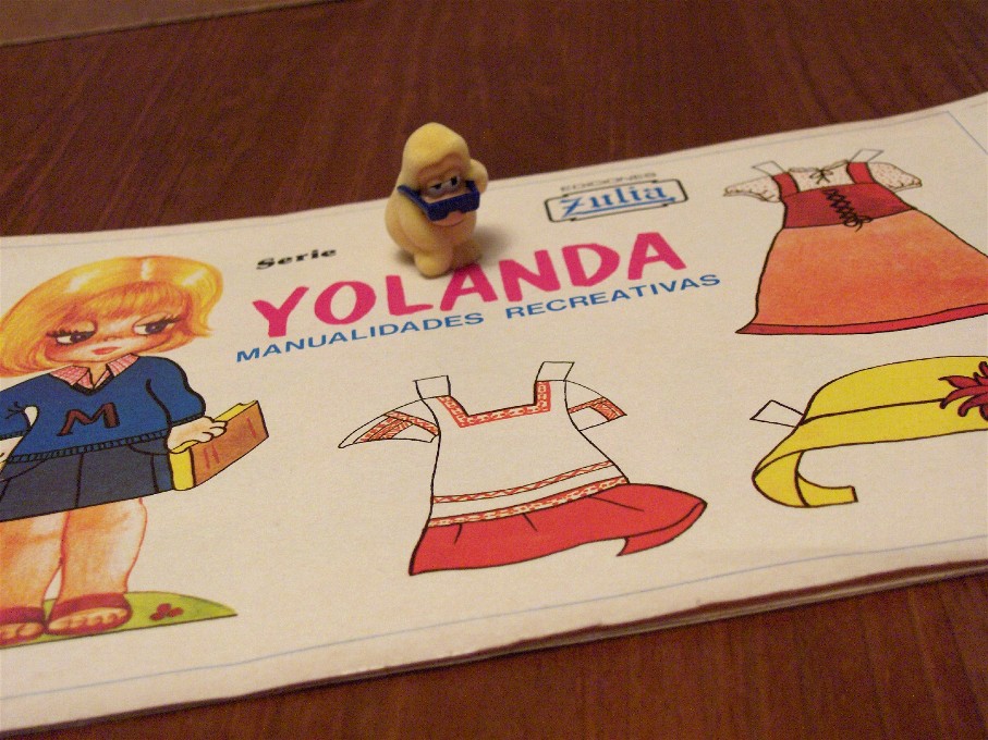 [recortablesniñas1.JPG]