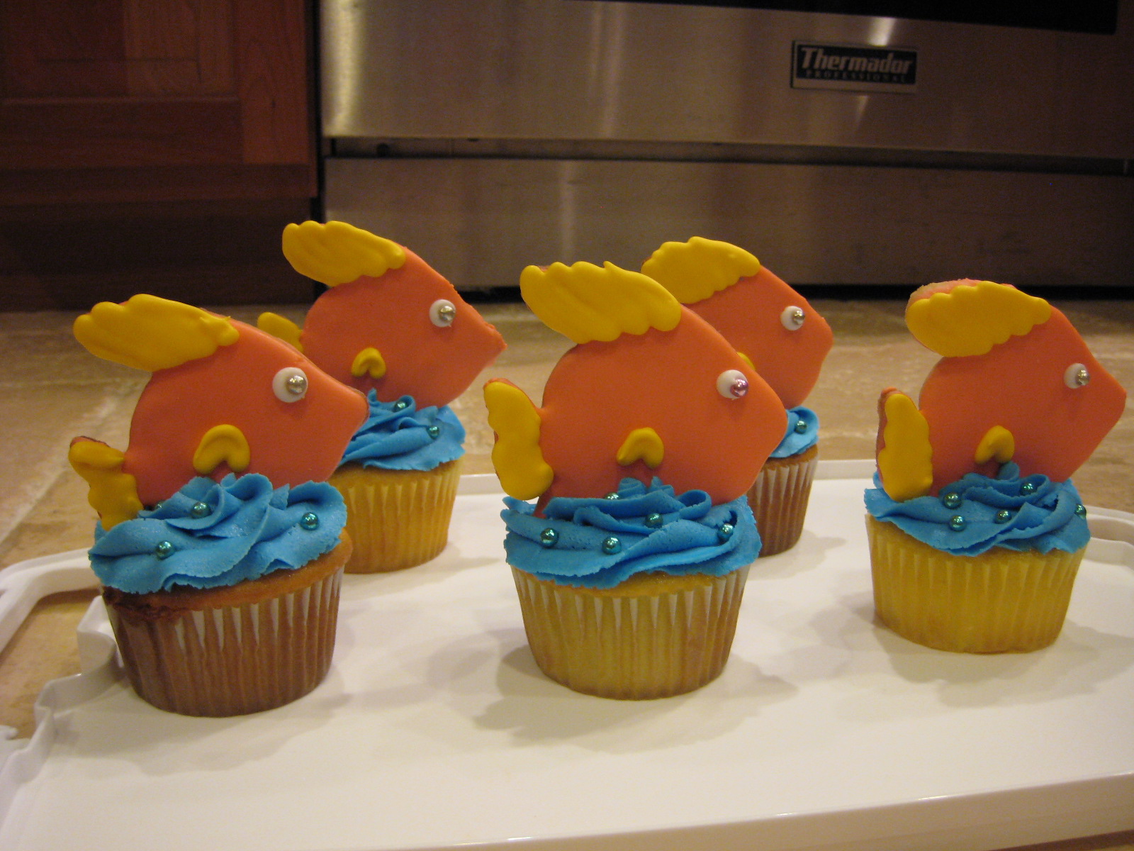 Sugar High Fish Cupcakes