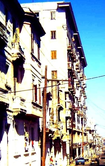 [edificio61.JPG]