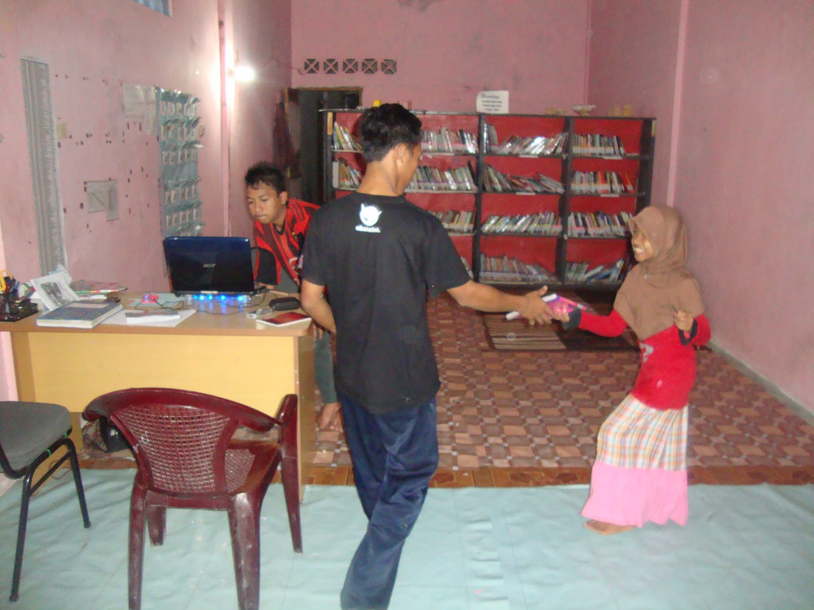 Layanan Pustaka Bayung Lencir Witing Tresno jalaran soko