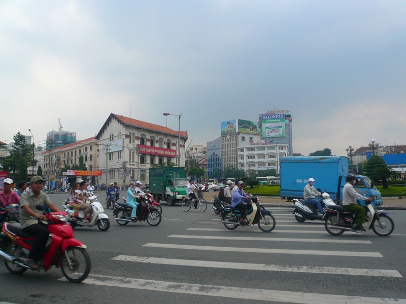 [hcmc(res).jpg]