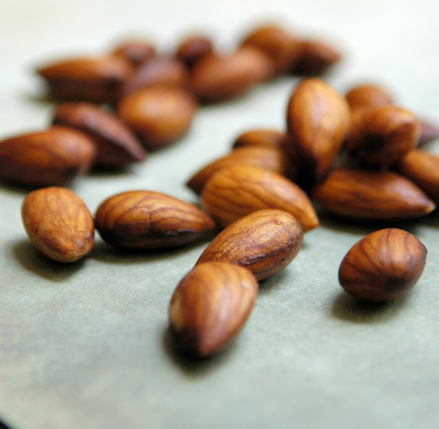 Make Your Own Activated Almonds At Home