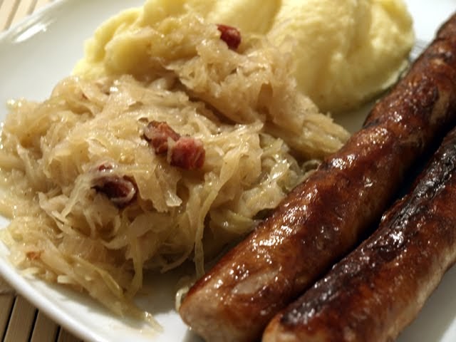bratwurst and sauerkraut hauptsache es schmeckt coburger bratwurst mit sauerkraut bratwurst and sauerkraut hauptsache es schmeckt coburger bratwurst mit sauerkraut