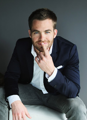 Chris Pine Mole