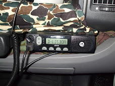 O Meu Rádio Profissional de UHF em móvel é um MOTOROLA CM160