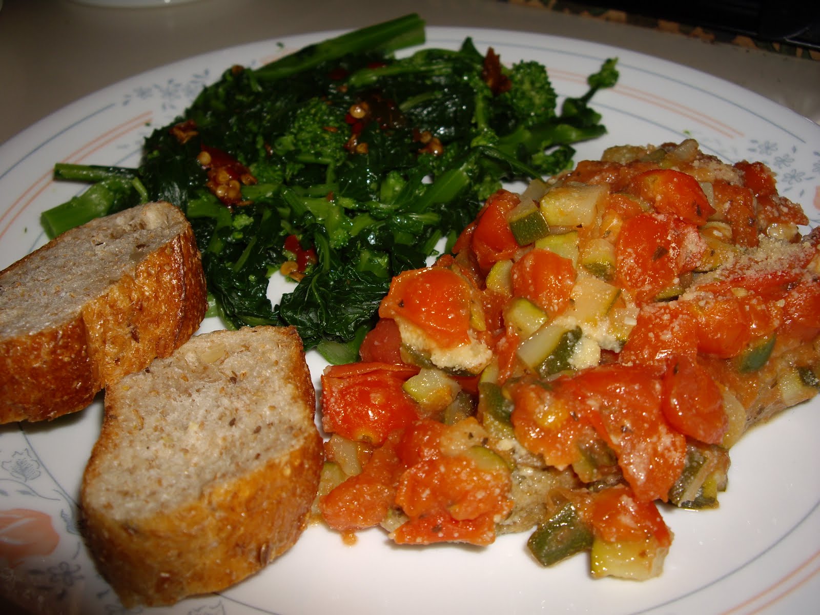 [Chicky+Parmesan+with+Home-made+Marinara+Sauce+by+Happy+Herbivore+plus+rapini+and+whole-grain+baguette+Jan+2010.JPG]